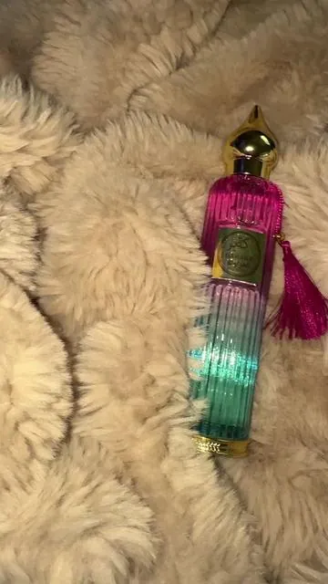 #womensperfume #perfume #perfumes #perfumetok #perfumereview 