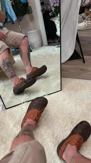 #Crocs #IslanderBoatShoes 