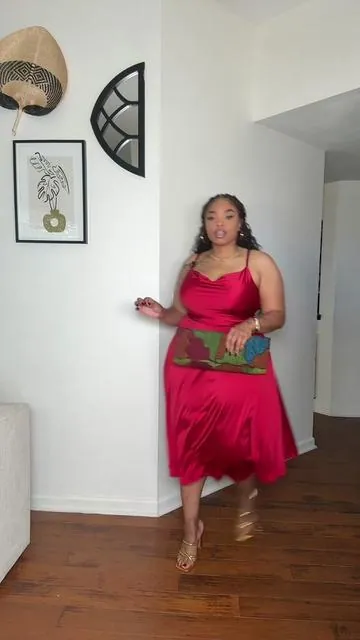 This is a special event dress if I’ve ever seen one and no need for separate shapewear because it’s already built in!  #plussizefriendly #afterfive #summerdresses 