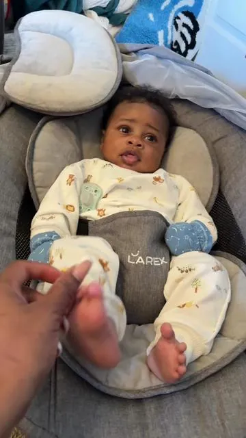 It’s Nuggets World I’m just a Squirrel ❤️❤️🍼 #thatmanandthemkids #grandmalife #3monthsold 