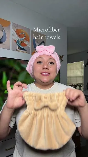 Cuatro. Gorros de microfibra que son absorbentes para el cabello mojado, son resistente y de muy buena calidad. #microfibra #towels #Air #women #tiktokshopcreatorpicks 