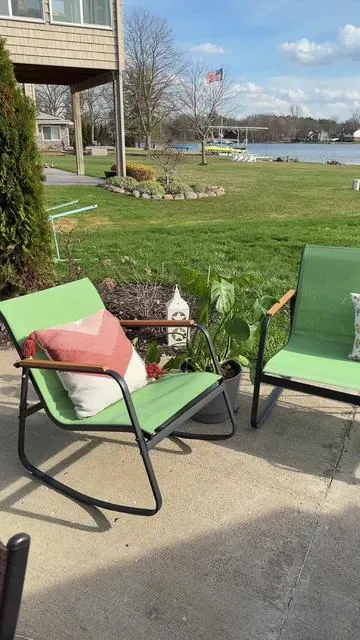 Cute, affordable patio furniture! #patio #patiofurniture #homedecor 