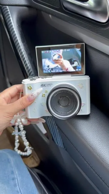 My Best gift 🎁 #digitalcamera #fypシ゚viral #cameratips #aesthetic #foryoupage #TikTokShop #camera #gaygirlsoftiktok #Gift #Tiktokshopgift #WeeklyDeals #festivalessentials #easterideas #TikTokShopStockUp 