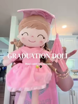 Graduation doll for their special day 🥹🎓 #preschoolgraduation #kindergartengraduation #highschoolgraduation 