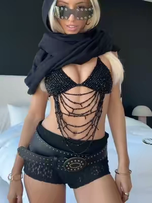 🖤🪩⚡️#housemusic #edmoutfit #raveoutfit #festivaloutfit #allblack 