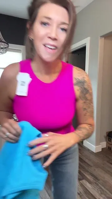 Momma is tired of finding bras I won’t spill out of just to still have my straps show in my tank tops! These are classy, comes in fun colors and the quality is amazing! @ATTRACOOfficial #summertanktops #builtinbra #TikTokShopSpringGlowUp #tiktokshopcreatorpicks 