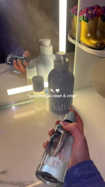 White sand, ylang ylang & exotic grapefruit 🛁 #saltair #saltairbody 