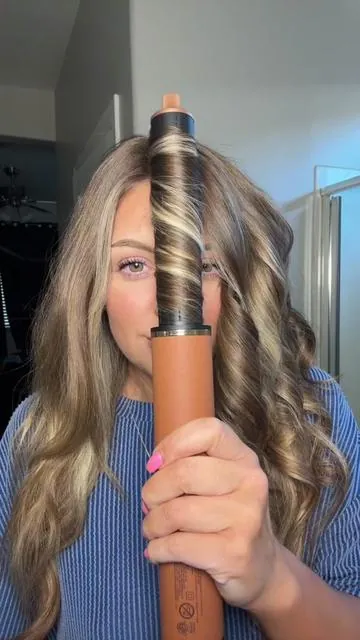 This is favorite air wrap of all time. My Dreame Airstyle absolutely takes the cake every time. This has got to be the best airwrap or the best airstyler on the market. #hair #airstyler #airwrap #curls #dreameairstylepro @DreameUS 