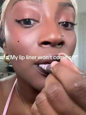 Sometimes I’m scared it won’t come off LOL BUT IT’S JUST THAT GOOD #lipliner #liplinerstain #liplinerhack #lipstain #liptint 