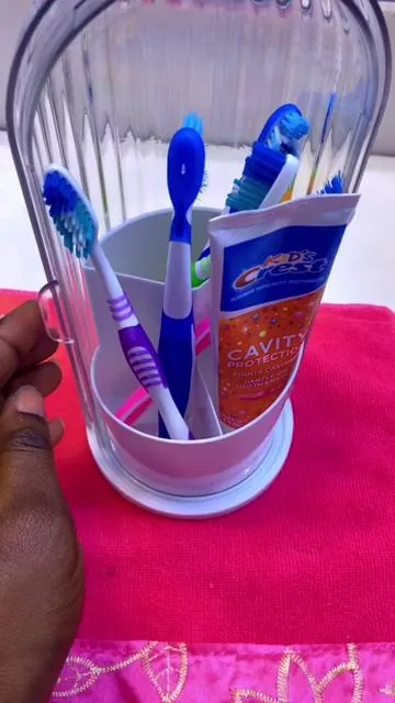 Elegant ToothBrush Holder with   Transparent #Elegant #toothbrushholder  #Holder #transparent #tiktokshop 