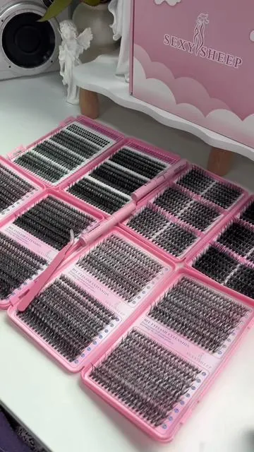 DIY lash kit!🎀 #giftideasforher #diylashes #lashkit #dealsforyoudays #makeuptutorial