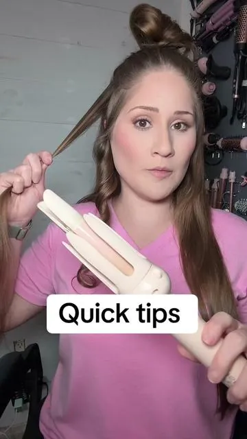 Automatic curling iron.#automaticcurler #curlyhair #curlingiron #curlinghairtutorial #hairtok 