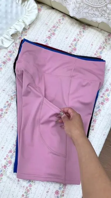 These athletic shorts come with pockets—grab a pair if you need them!#TikTokShopBlackFriday #mothersdaygift #tiktok #tiktokshopstockup 