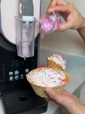 Máquina para hacer helados y granizados 🍧 en casa 🏠 SPZTJK Slushie Machine  Food-Grade Stainless Steel  5-Second Quick Slush Make Slush, Milkshakes, Cocktails, Wine & 200+ Drinks Without Ice Auto-Clean Function | For Home, Office, Restaurant, Bar & Parties  Ice#milkshake #slush #slushiemachine #LearnOnTikTok #tiktokshopspringglowup 