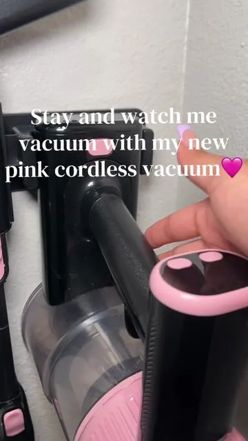 I’m the mom with back problems 🤪 and my husband really liked it! So easy to charge and clean! It actually sucks the dirt and dust really really well👍I give it a 5 star review  #tiktokvacuum #vacuumreview #pinkcordlessvacuum #sahm 