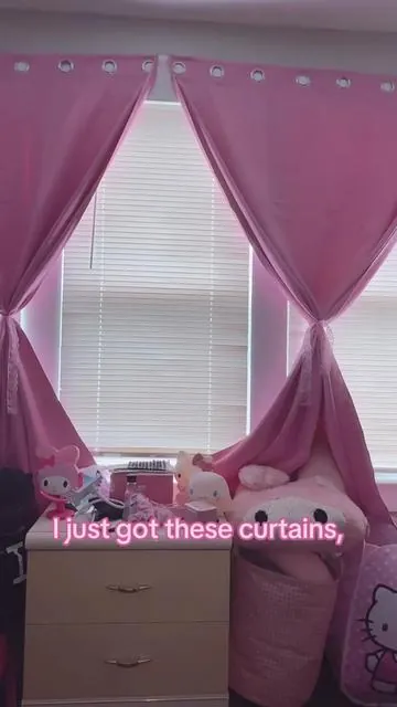 Blackout curtains 🎀 #gyaru #blackoutcurtains #curtains #tiktokshop #roomdecor 