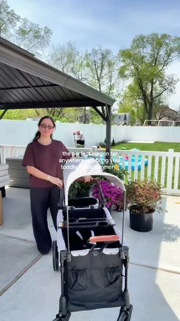 you know your a toddler mom when things like this make you so happy! This is such fantastic quality compared to some other ones I’ve tried in the past and so many useful features! I love it so much! @Dripex Baby #toddlerwagon #wagonstroller #strollerwagon #toddlersummer #toddlermomlife 