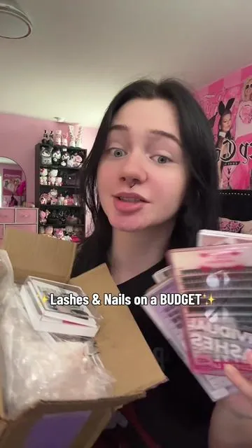 Be honest… are you still paying salon prices or doing it at home like this?? 👀 everything I used is linked #fyp #budgetbeauty #momtok #selfcare #diynails 