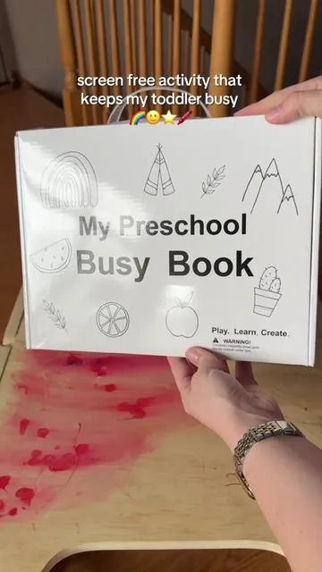 We love taking this out to restaurants too! So many fun activities that keep him entertained 🙌🏻 #busybook #toddleractivities #screenfreeplay #busytoddler #toddlertoy 
