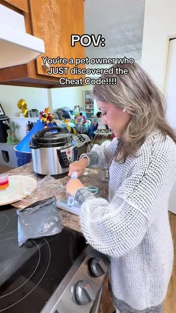 When I say I ran around and used this on my whole house, I’m not kidding!! Sooo easy! #pethairremoval #pethairremover #petlover #realisticmomlife #relatablemomcontent 
