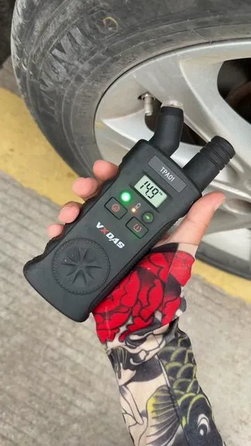 ✅ "90% of the time it's NOT your tires — it's the sensor. Fix the real problem."#CarHacks #TikTokShopDeals #MexicanMechanicTips#TPMSReset #TirePressureSensor