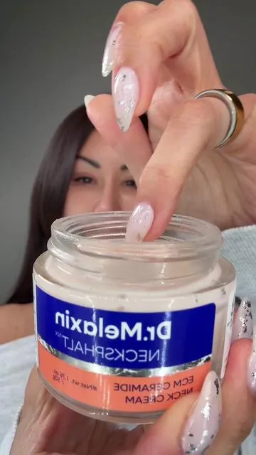 @Dr.Melaxin Global @Dr.Melaxin neck cream supooorts the appearance of a smoother looking neck.  #tiktokcreatorpicks #tiktokshopmothersday  #tiktokshoprestock #tiktokshopstockup #aprilrestock 