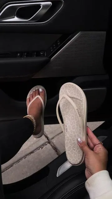 #crocs #crocssandals #sandals 