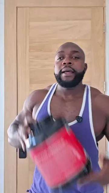 protein ki bon pou gwosi #haiti #fypシ゚viral #proteinshake #haitiantiktok #fyppppppppppppppppppppppp 