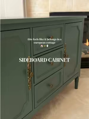 This is officially be my favorite corner ✨🕊️ #vintagedecor #vintagesideboard 
