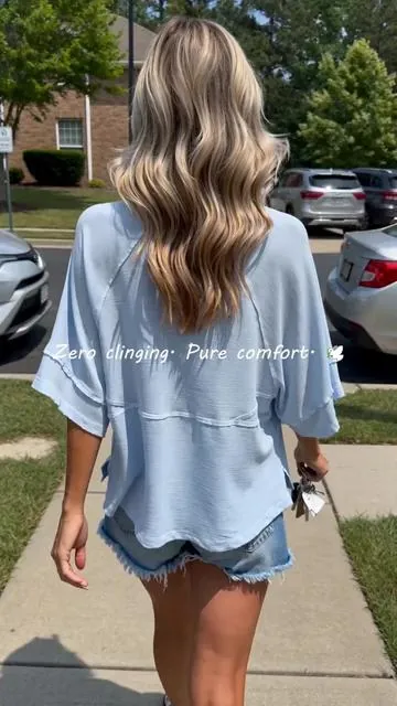 Running late but still want to look put together? I got you. 🏃‍♀️💨 This loose-fit top is basically an instant outfit upgrade.#summer2026  #womenfashion #shorts
