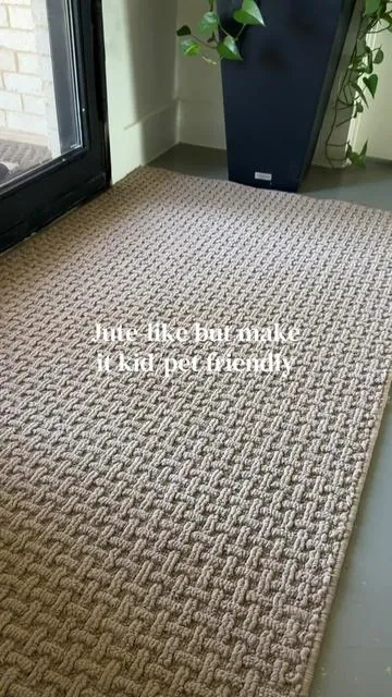 I love the texture and warmth that this rug brings to my space #jutelike #rug #dirttrapper #washablerug #nonslipdoormat 