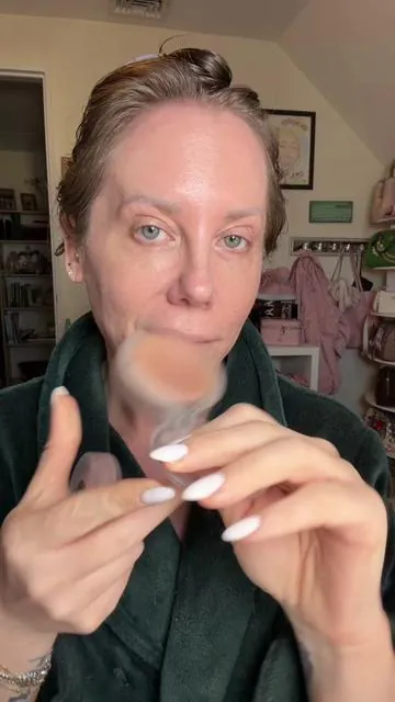 @M·A·C Cosmetics @M.A.C Cosmetics Store my two favorite glow play bouncy blushes are in bundle on yes right now and ON SALE “true harmony” and “blush please” are the perfect pairing. #macblush #macglow #macharmony #maccosmetics #ilovemac 