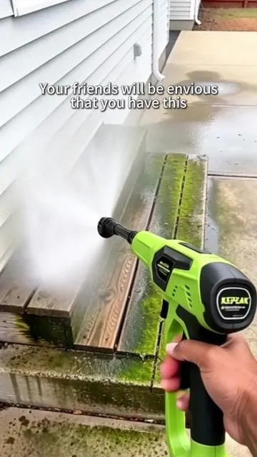 Power You Can Feel 💦#carwash #carcare #tools #gadgets #powerwasher 