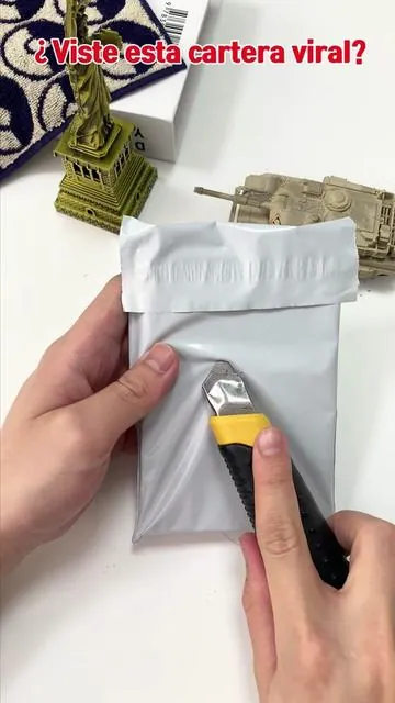 ¡Se agota rápido!#wallet #rfidwallet #menswallet #mensfashion #tiktokmademebuylt WZH