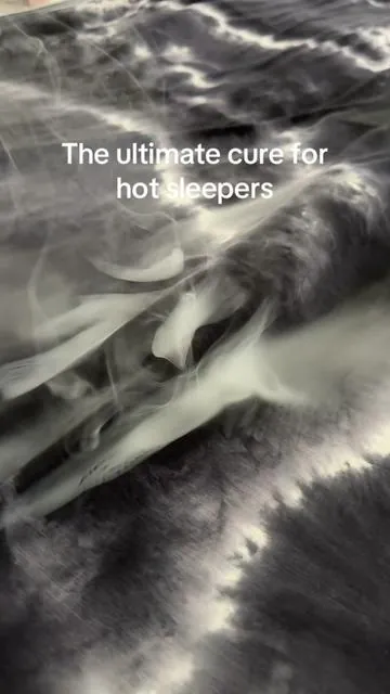 Tired of waking up in a literal puddle? 🥵 If you battle night sweats, menopause hot flashes, or you're just a naturally hot sleeper, this cooling blanket is an absolute must-have. Worth every single penny to finally get your sleep back! ❄️🛌 Grab yours on sale right here 👇 #coolingblanket #hotsleeper #hotflashes #nightsweats #tiktokshopstockup  