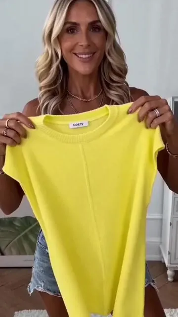 POV: You’re at your desk. The AC is trying to freeze you out. Your arms need coverage, but a cardigan feels like too much. This vest is the answer. Fitted but not tight, breathable enough for a summer afternoon, solid color so it works with everything—jeans, skirts, even over a slip dress. Wear it solo or layer it over a crisp white tee. Either way, you look like you actually thought about your outfit (you didn’t). From office AC to iced coffee runs—same vest, zero stress. #summerknit #officeessential #layeringpiece #chicandcomfy #wardrobestaple