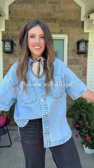 So versatile for every season! #fashion #trends #denim #springoutfits  