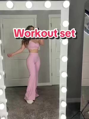 Este set deportivo wow bellismo 🎀🌷. . . . . #fyp #tiktokshopcreatorpicks #tiktokshopstockup #tiktokshopmothersday #workoutmotivation 