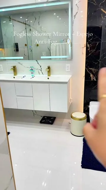 ✨ TAILI K9 Fogless Shower Mirror – Espejo Anti-Fog 🚿🪞 Afeítate y arréglate sin salir de la ducha 🙌 ✔️ Tecnología anti-fog (no se empaña) ✔️ Incluye soporte para razor ✔️ Suction fuerte (sin taladro) ✔️ Con bandeja de almacenamiento ✔️ Material rust-proof y shatterproof ✔️ Fácil de instalar y remover Perfecto para una rutina más rápida, cómoda y sin interrupciones 💯✨ ⏰ DISPONIBLE POR TIEMPO LIMITADO ⏰ 📌 Disclaimer: Asegurar en superficie limpia y seca. No exceder el peso recomendado. El precio puede cambiar sin previo aviso. #Tiktokshopstockup #Tiktokshopmothersday #BathroomAccessories #ShowerMirror #GroomingTools