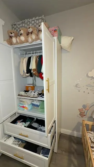 #closet #wardrobe #clotheshacks #wardrobeessential #bedroommakeover 