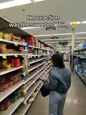Couldn’t believe her reaction omg #mothersday #mothersdaygift 