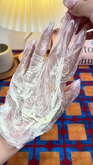 Your Hands Are Giving Away Your Age 😳 Fix This Now. #D#DryHands#Wr#WrinkleCareBea#BeautyHacksur 