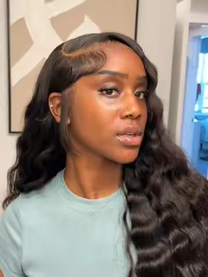 she’s sooo tea😍😍😍✨!! 30 inch for $99?! #foryoupage #affordablewigs #lacefrontwig #wiginstall #blackgirltiktok 