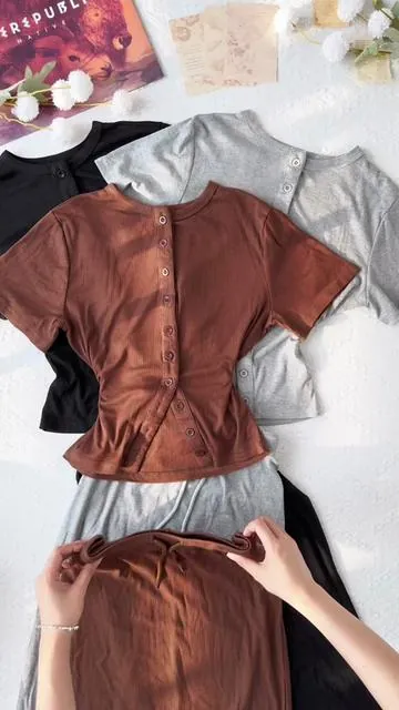 Split-cut two-piece skirt set,comfortable to fit✨#split #womenwear #tiktokshopmothersday #twopieceset #dress 