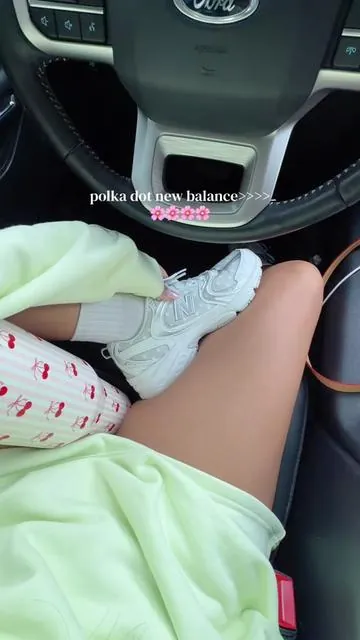 Obsessed with these!  @StockX #newbalance #newbalance530 #trendyshoes #TikTokShopCreatorPicks #TikTokShopStockUp 