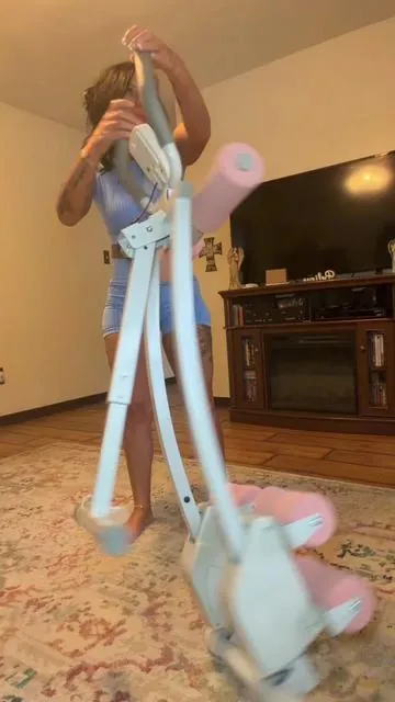 If you’re trying to build a stronger, more defined core… it’s not about doing more, it’s about doing it right 👀 This dual ab machine targets your upper + lower abs, waist, and core while also engaging your arms and legs for a full-body burn 💪 Simple, effective, and perfect for staying consistent at home 🔥 Stay consistent and let your results speak 💯#abworkouts #coreworkouts #athomeworkouts #BigDreamsStartSmall 