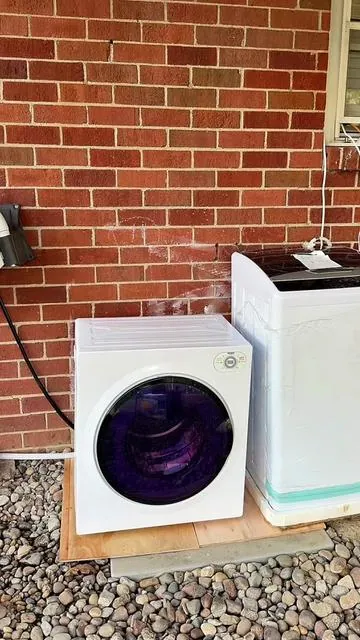 🧺✨ Secadora compacta pero que resuelve de verdad Esta de ROVSUN es perfecta si no tienes espacio en casa 👌 💡 1400W para secado rápido 👕 Capacidad de 2.6 cu.ft (ideal para cargas pequeñas) 🔄 Varios modos según el tipo de ropa 🏠 Perfecta para apartamentos o cuartos pequeños No es grande, pero cumple y te ahorra ir a la lavandería @ROVSUN #Laundry #HomeEssentials #ApartmentLiving #TikTokShopCreatorPicks #BigDreamsStartSmall 