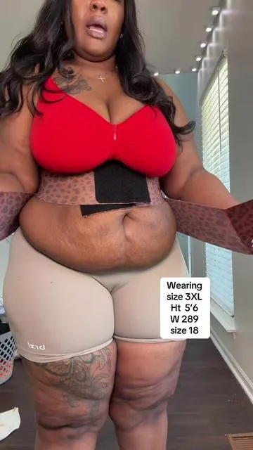 This waist trainer in convinced!Let’s stay Consistent this time. #waistband #feelingirl #plussizefashion #tummycontrol #apronbelly 