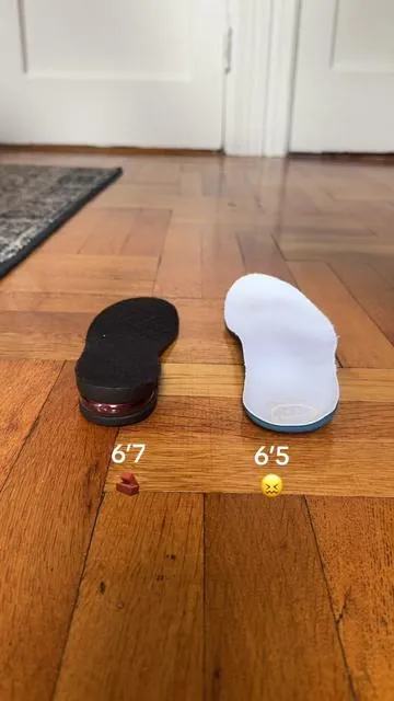These are actually SUPER comfortable #footpain #shortking #plantarfasciitis #walking 