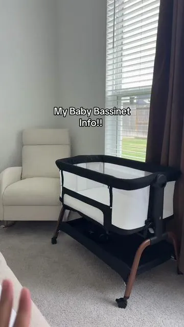 She is so perfecttt #bassinet #pregnant #nesting #babyessentials #babymusthaves 